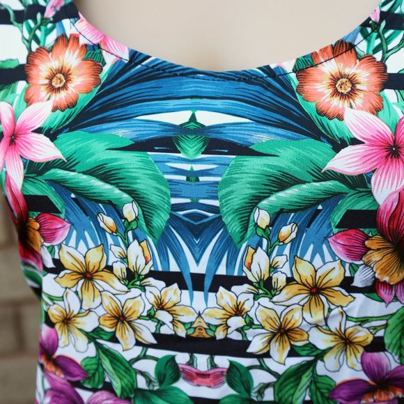 Ocean Pacific, Floral/Black, Size Medium, Sundress/Cover-Up - Picture 4 of 4